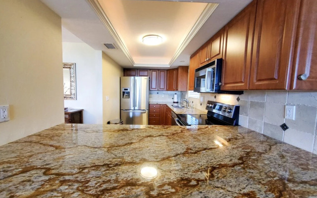 Vinncent's Sea Isles Condo