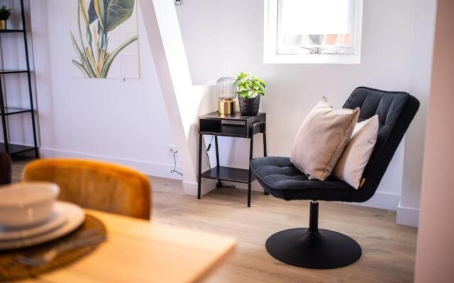 Exceptional 3 Bedroom Serviced Apartment 83m2 -NB304E-