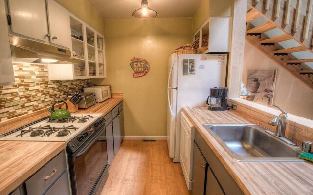 Alpine Getaway by Lake Tahoe Accommodations
