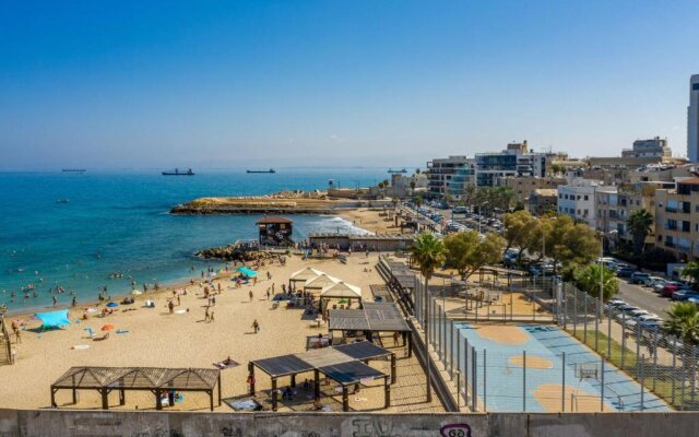 PORT CITY HAIFA - Bat Galim 20m from the beach