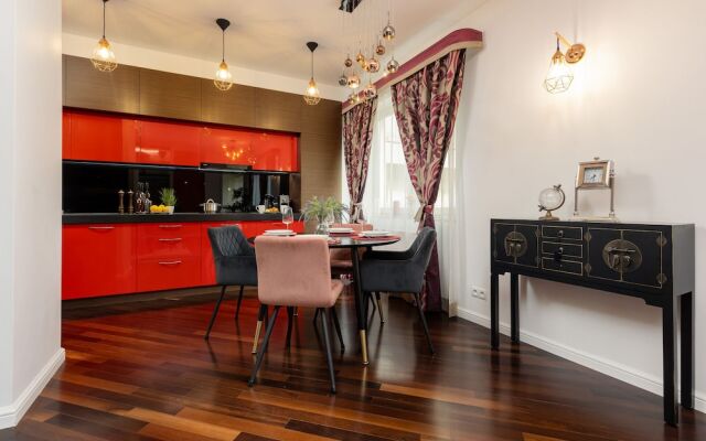 Family Unique Apartment Wola by Renters