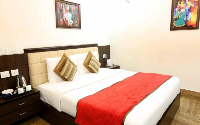 OYO 397 Hotel RR Residency