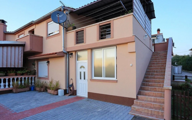 Julija - big Terrace and Grill - A1 Asy