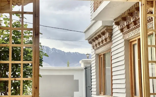 Hotel Yarab Tso