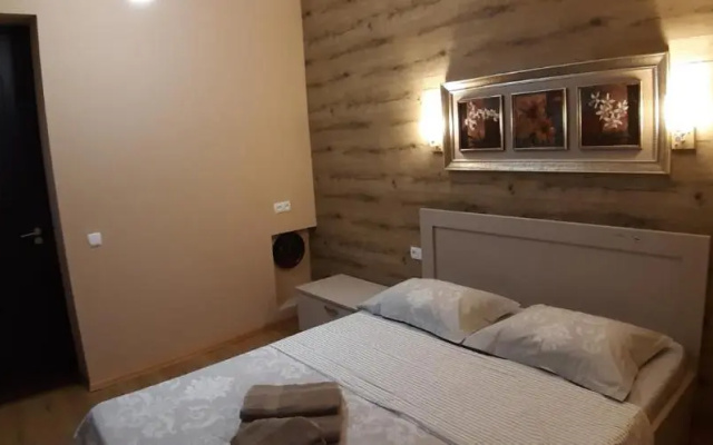Keke's Home Pekini 7