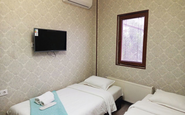 Room N 6 by Kraveli