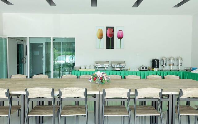Tenera Boutique Residents