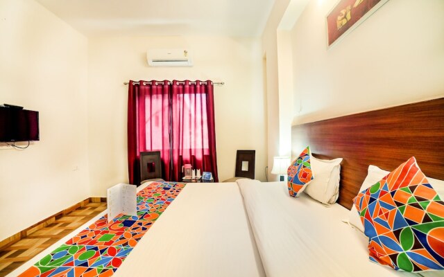 FabHotel Om Shivaay Inn