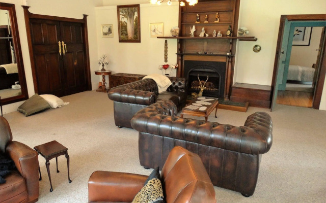 Oak Lane Lodge