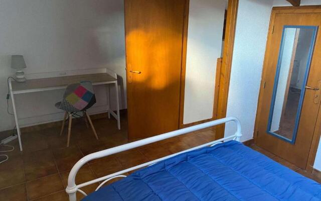 4MIR11JAUNE- T2 en DUPLEX idéalement situé pour 4 personnes