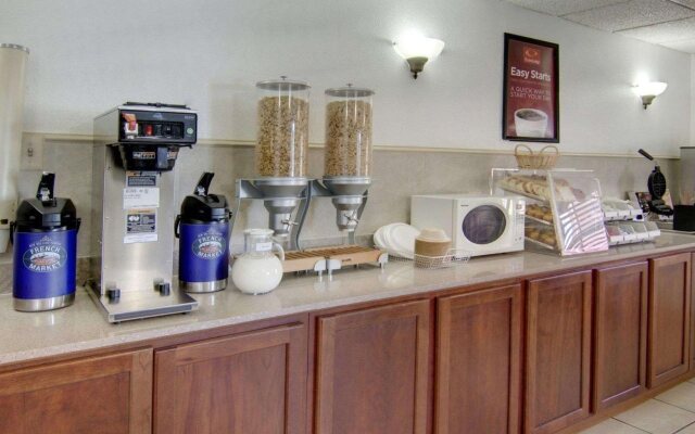 Econo Lodge Conference Center