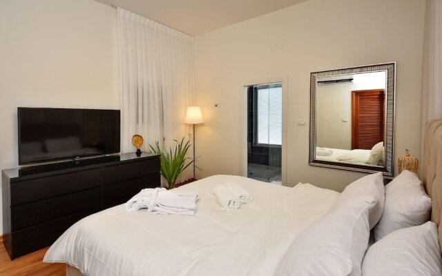 Vitoria House