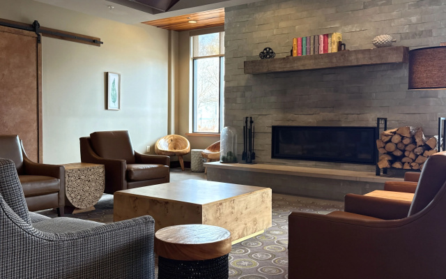 Hotel Indigo Traverse City by IHG