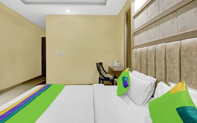 Itsy Hotels Amrita Raghunath Bazaar Jammu