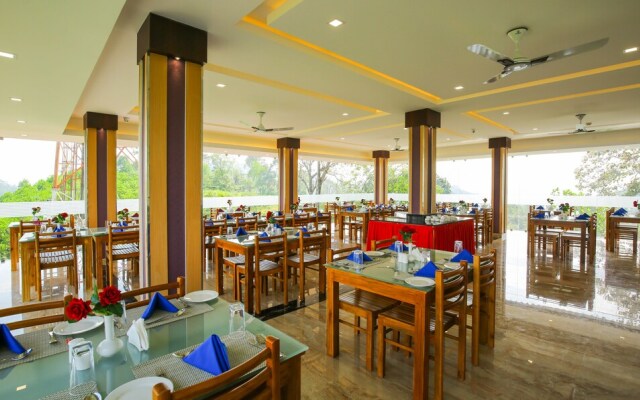 Treebo Tryst The Lake View Munnar