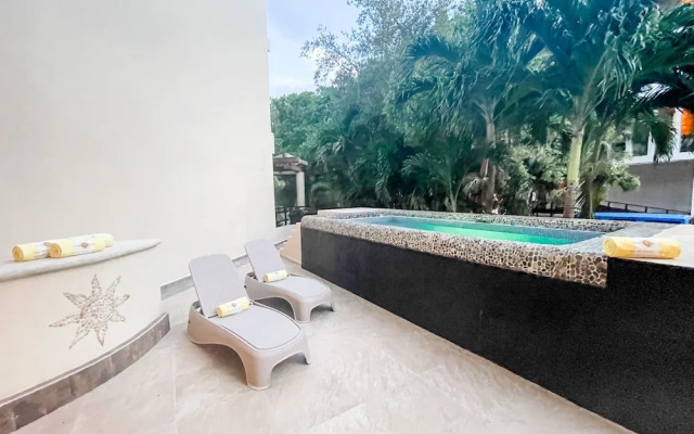 Aldea Thai by Playa Moments