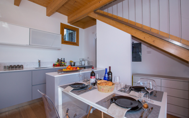 Riva Bellano Camelia 1