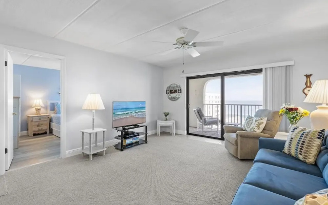 Ocean Terrace Club 706
