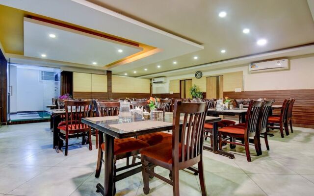 Treebo Primeland Suites, Mailasandra