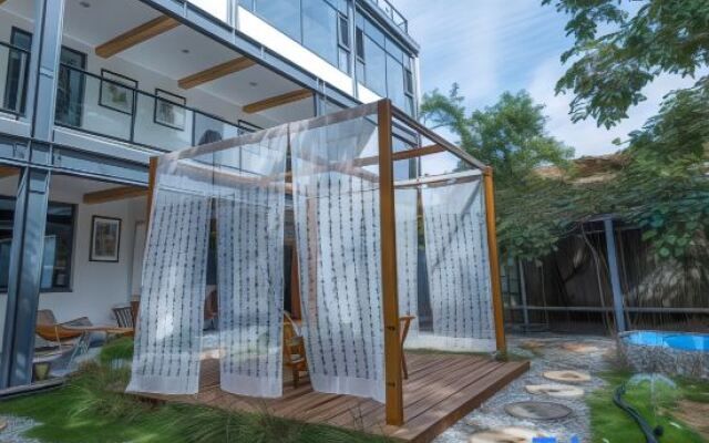 Xi'an Baishiyunju Homestay (Qinling Wildlife Park Branch)