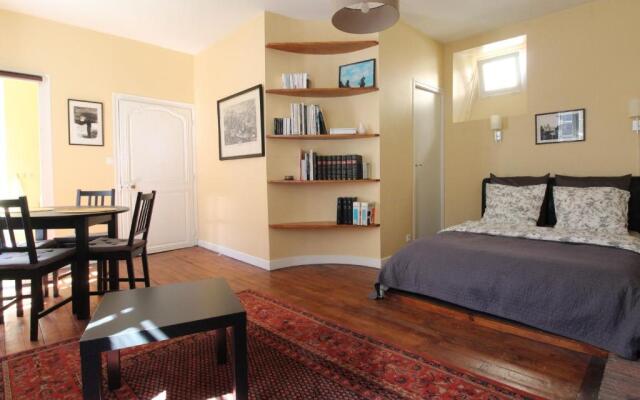 Gîte Angers, 1 pièce, 2 personnes - FR-1-622-6