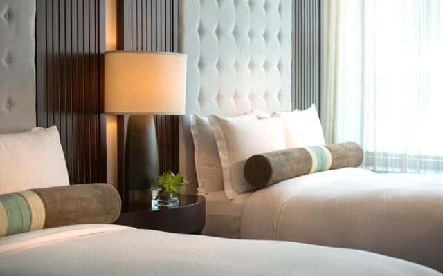 Alma San Diego Downtown, a Tribute Portfolio Hotel