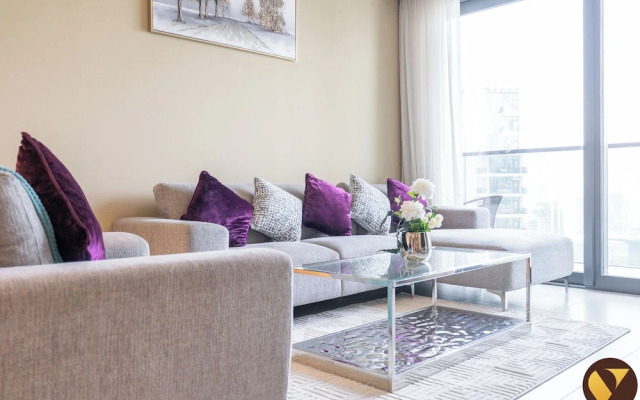 Luxury 2BR in ACT 1 Near Dubai Mall