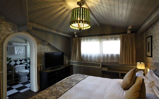 West Lake Reclusive Life Villa Yangmeiling Branch