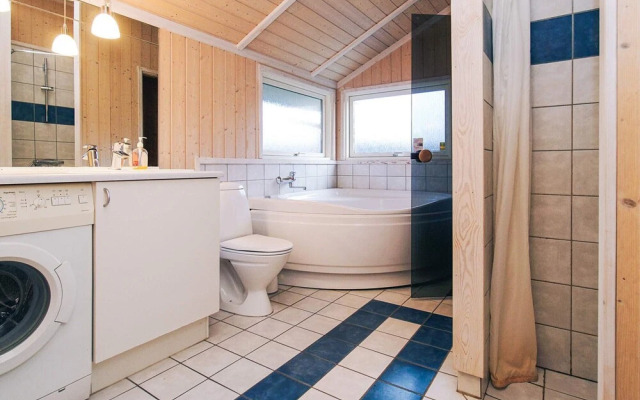 Cozy Holiday Home in AsnÃ¦s near Fishing
