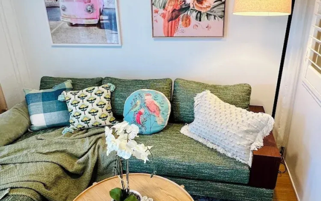 City Unit 5 Walk to Esplanade