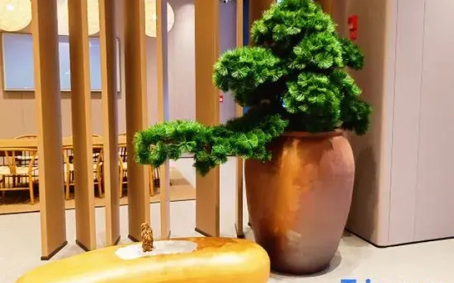 JI Hotel (Guiyang Medical University Affiliated Hospital)