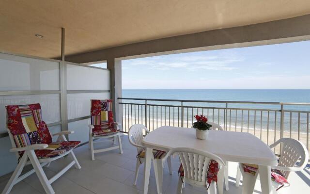 Apartamento frente al mar