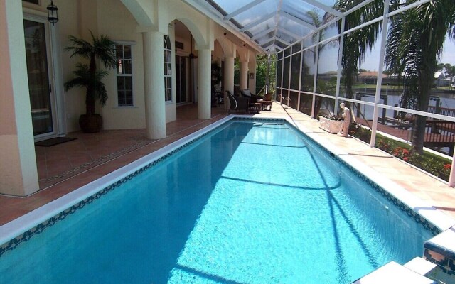 Lady Jane Pool/spa Home Close to Shopping and Restaurants 1049