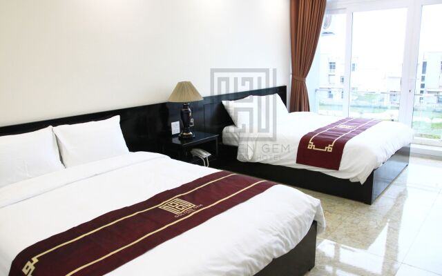 Golden Gem Tuan Chau Hotel