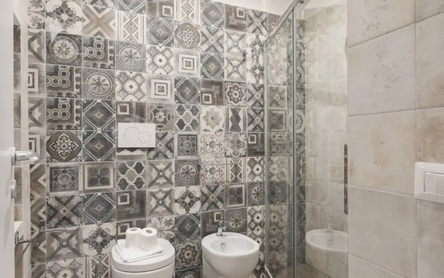 Vatican Suite 2 Levels Completely Renovated