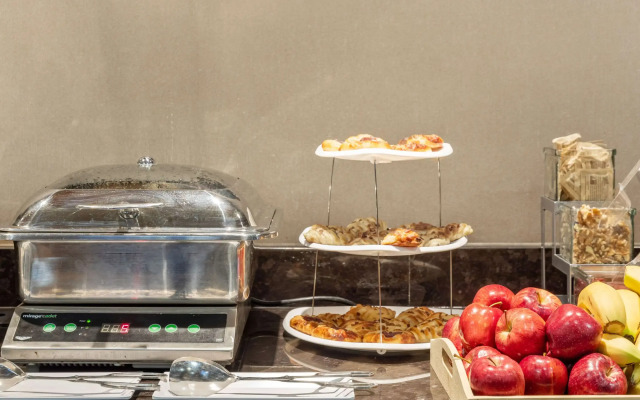 Cambria Hotel Plano Frisco