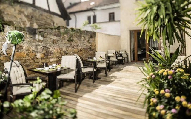 Hotel Arador