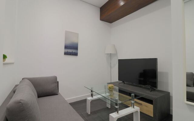 Industrial Style 2 Bedroom Apartment In Town