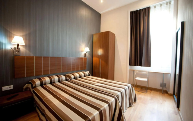 Hostal Bcn 46
