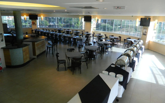 Salto Plaza Hotel