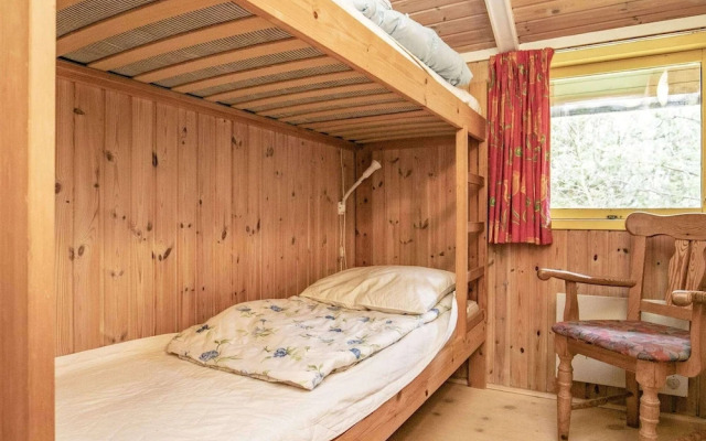 Lovely Holiday Home in Humble near Sea