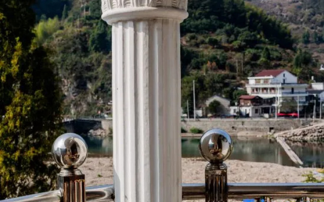 Unadorned Residence Xianju