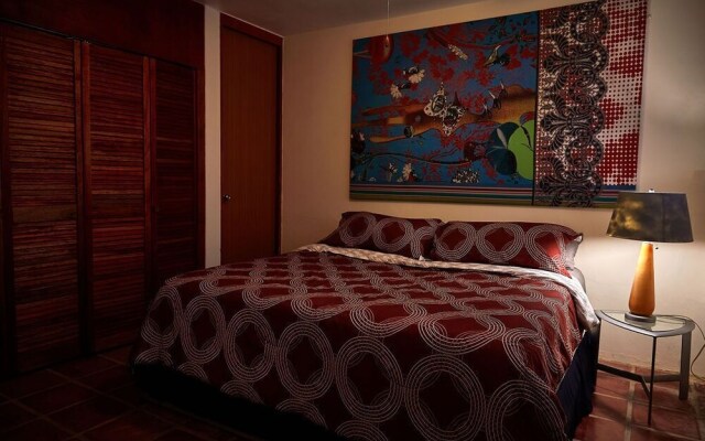 La Cuadra Guest House