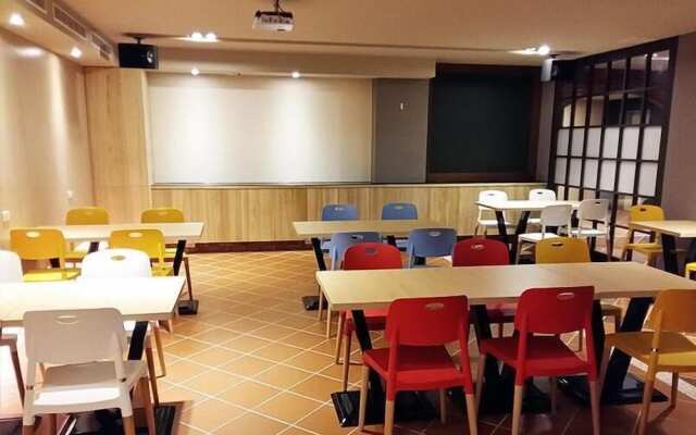 Sendale Zhubei Business Hotel