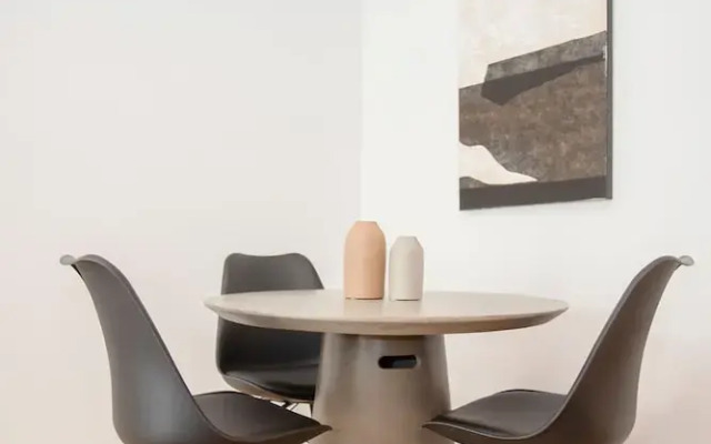 NAX Apartment E by Liiiving