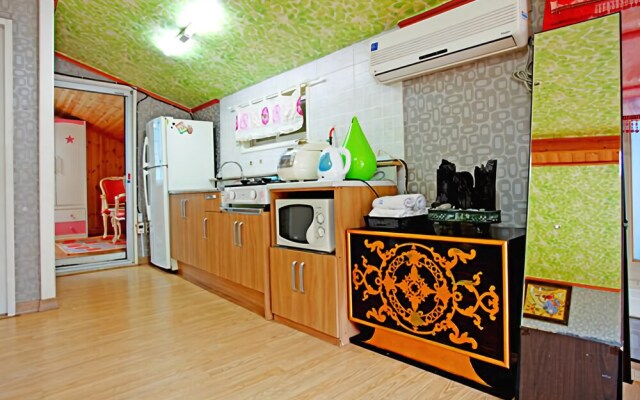 Gapyeong Pulkkot Pension