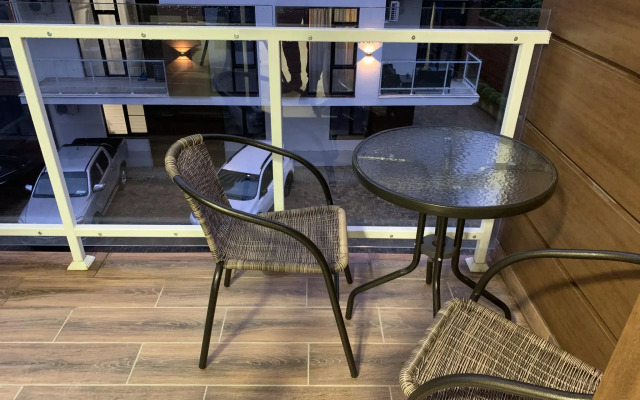 Apartment Saphir on Kaspiyskaya street 68/1