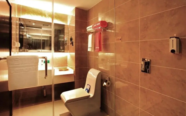 Lemon Hotel