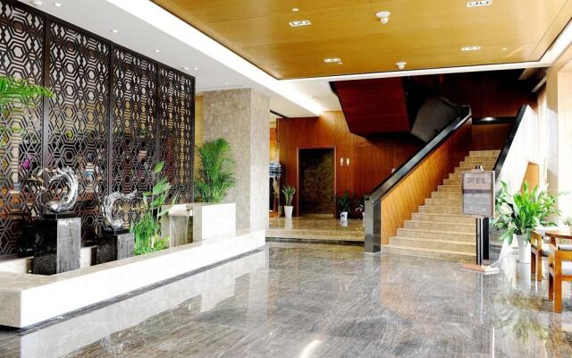 Yannian Huijing Hotel