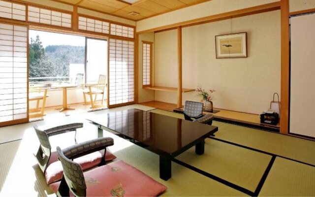 Menard Aoyama Resort: Wafukan Utatsukasa